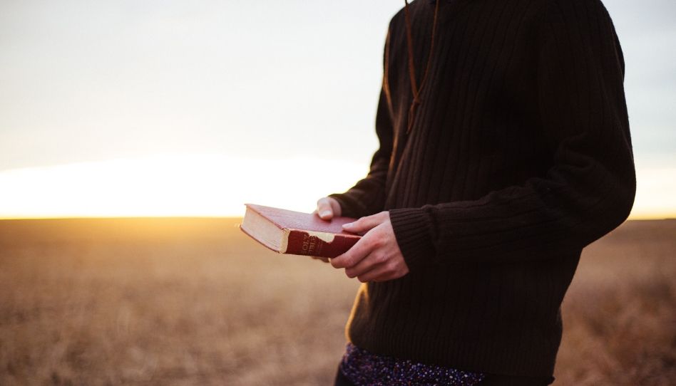 Pastor escreve livro sobre A Igreja