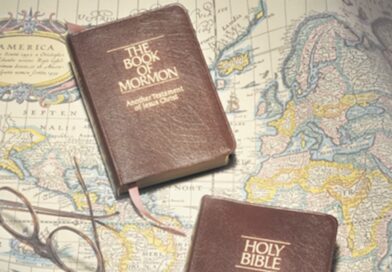 Qual é a diferença entre o Livro de Mórmon e a Bíblia?